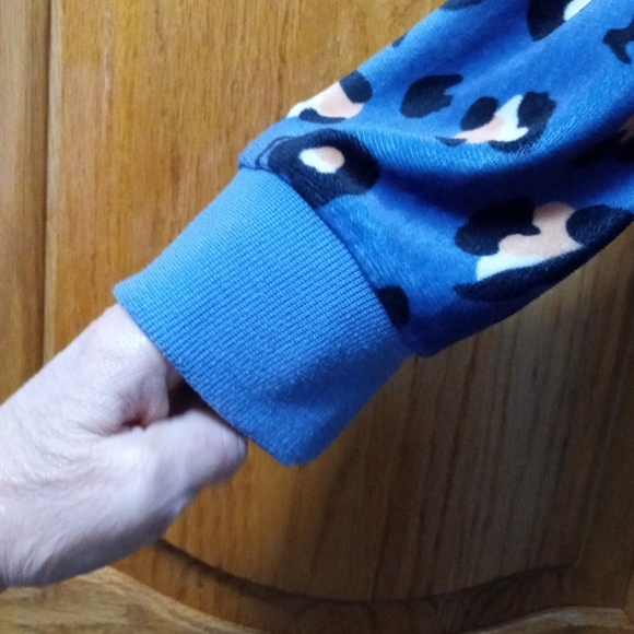 🌠 #191 Leopard Print Blue Pajama or Lounge Set - Picture 4 of 11
